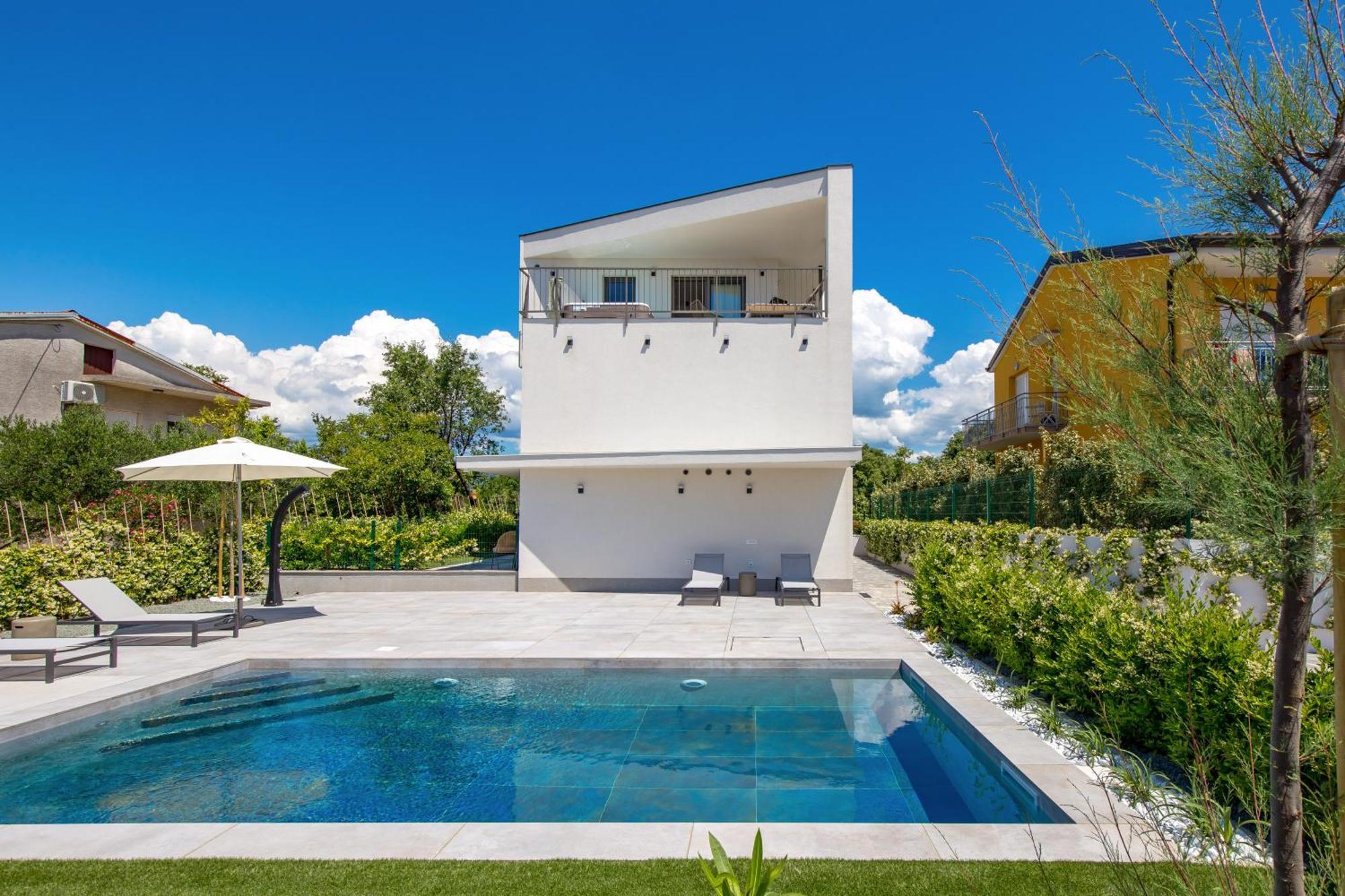 Apartmani Vila Mara M 1 Heated Pool Omišalj Exteriér fotografie